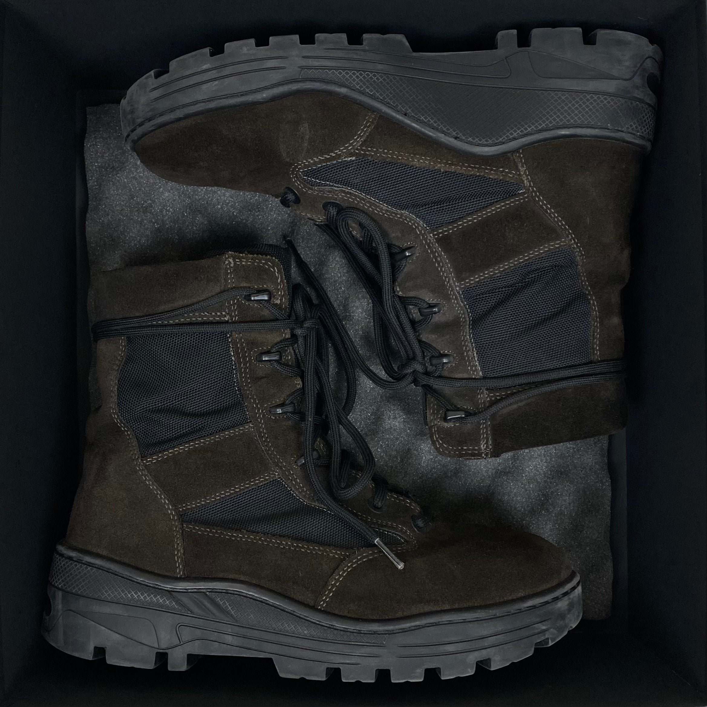 Yeezy Season 4 Combat Boots In Oil