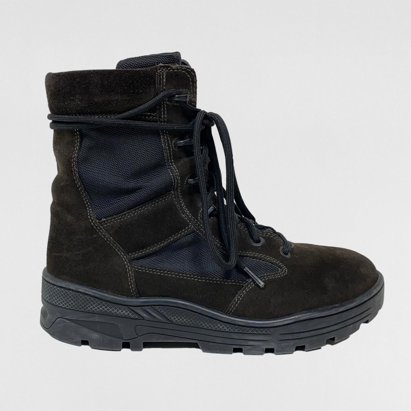 Yeezy Season 4 Combat Boots In Oil | Paris Saint
