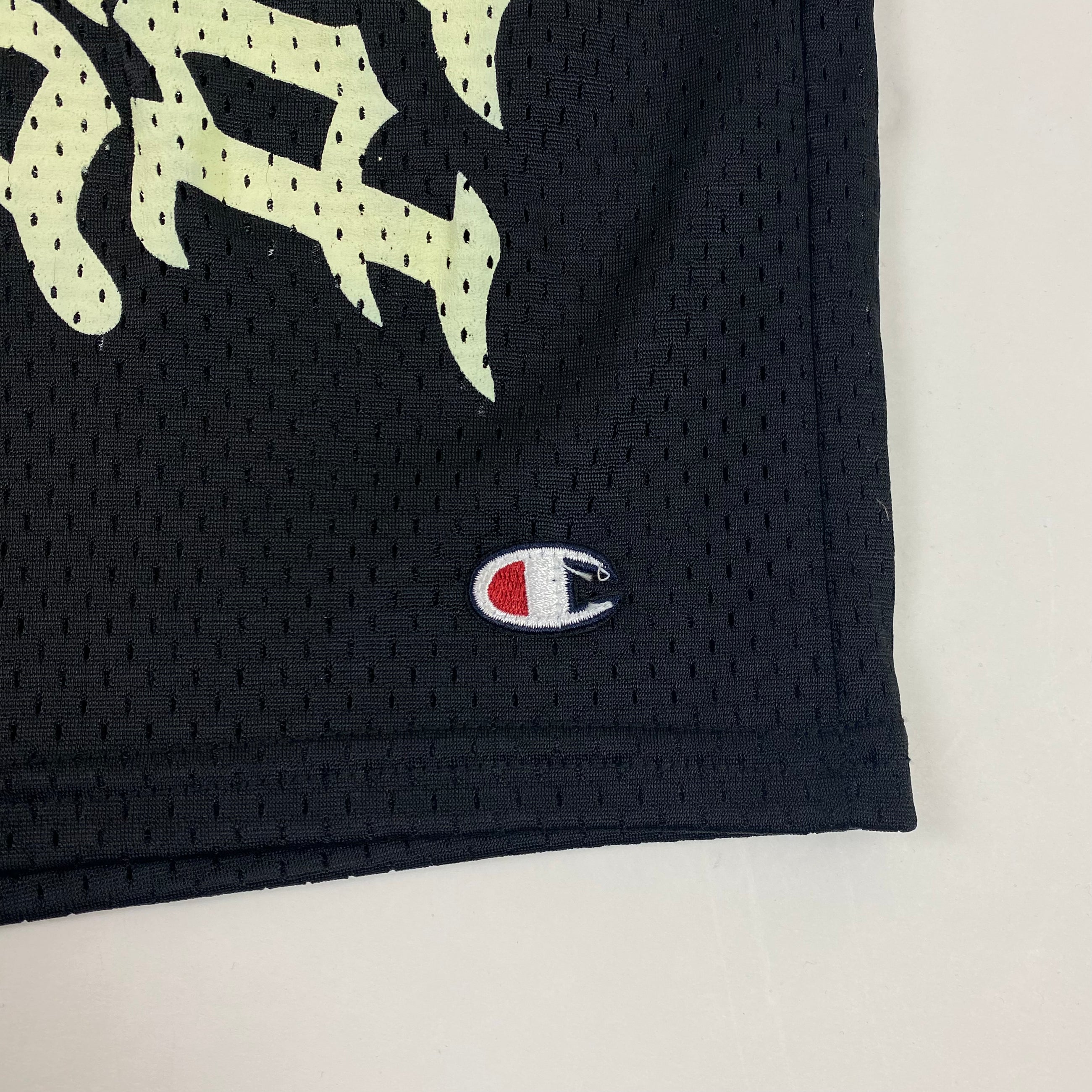 Saint Pablo Tour 2016 Champion Shorts In Black