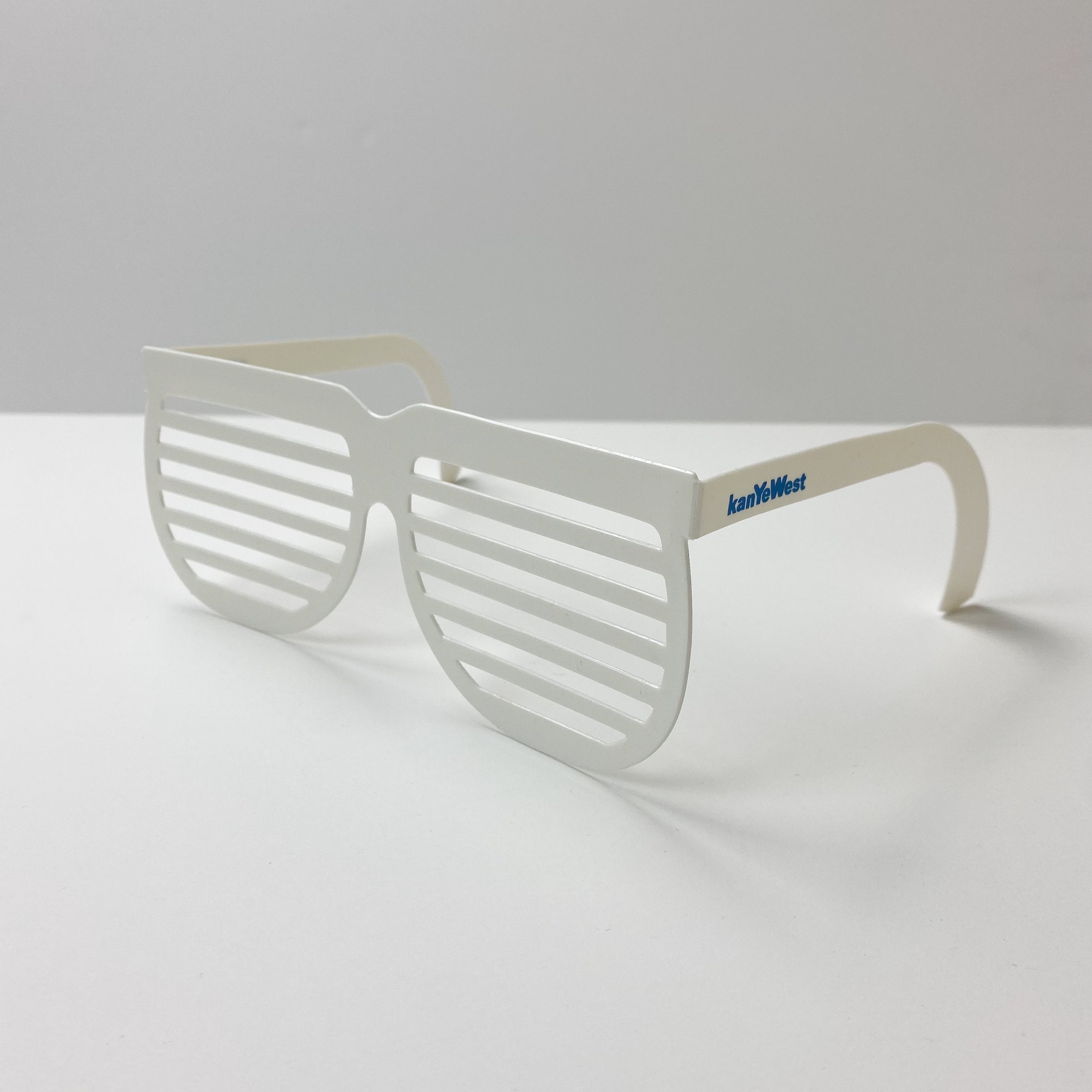 Glow In The Dark Tour 2008 Stronger Shades