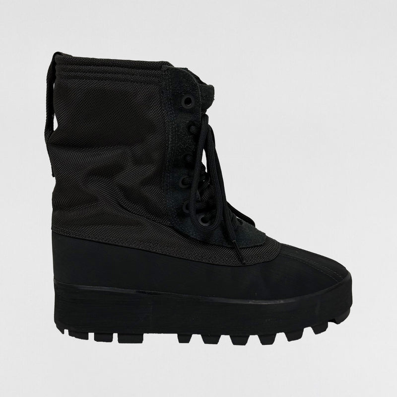 Yeezy Season 1 950 Boots In Pirate Black