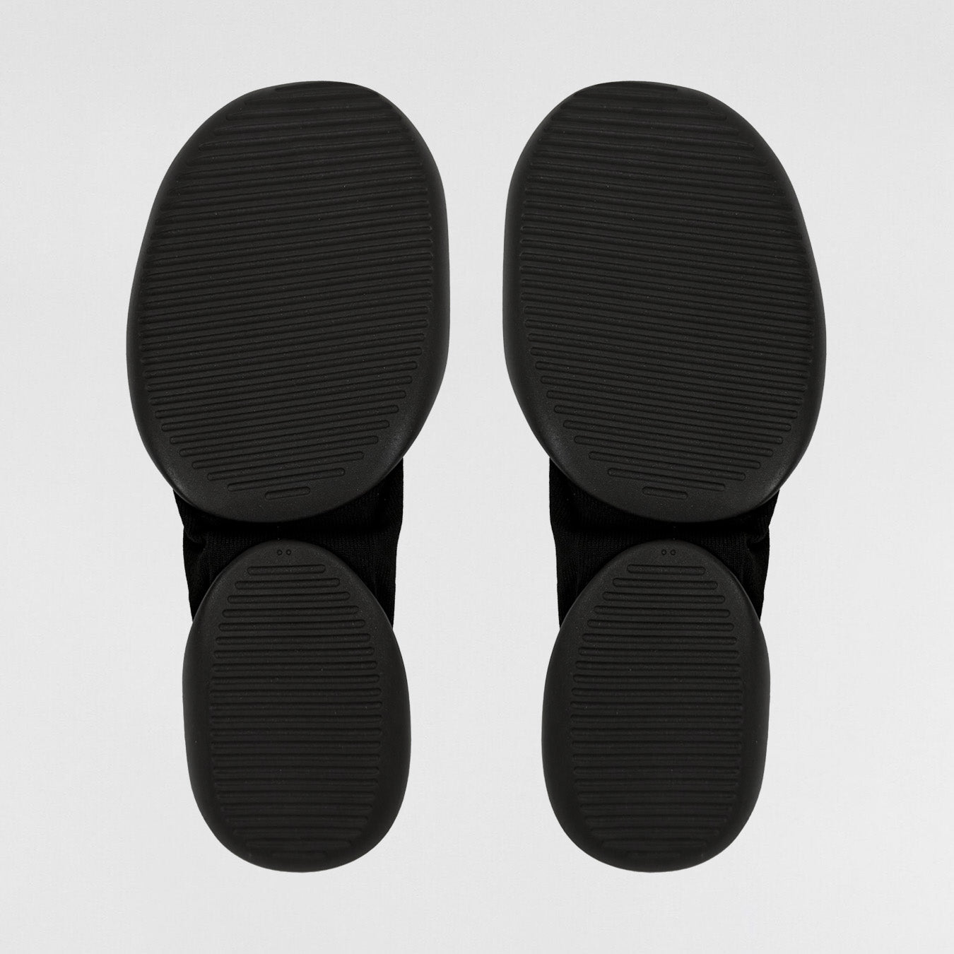 YZY 2024 Pods In Black | Paris Saint